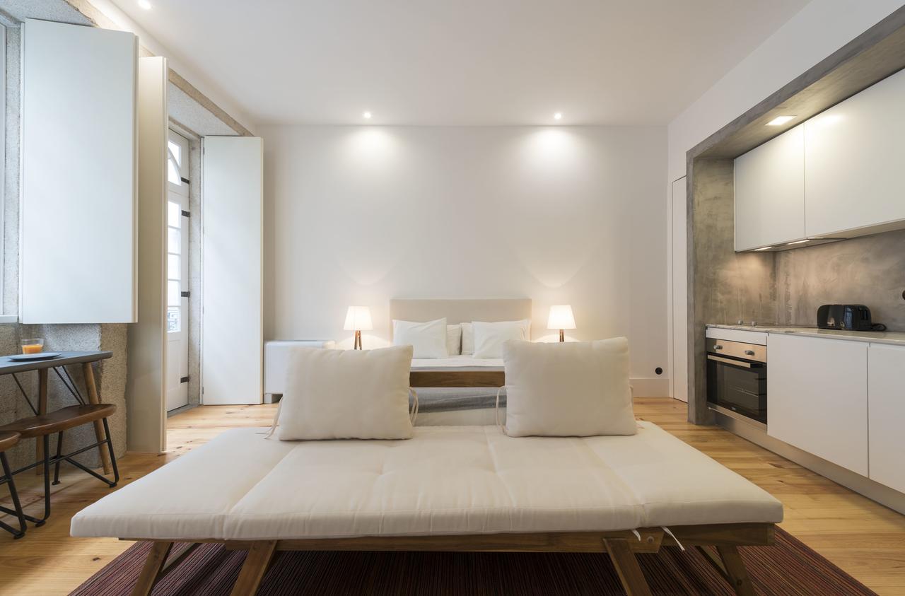 Lovelystay - Rico'S Apartment - Almada 2º F OOporto Esterno foto